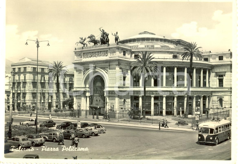 Cartolina originale da collezione 1954 PALERMO Veduta piazza POLITEAMA  FILOBUS  AUTO Cartolina animata FG VG 1