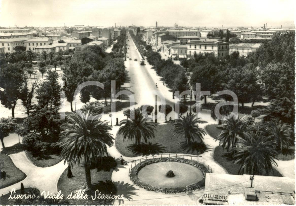 Cartolina originale da collezione 1949 LIVORNO Veduta del viale della stazione FILOBUS Cartolina animata FG VG 1
