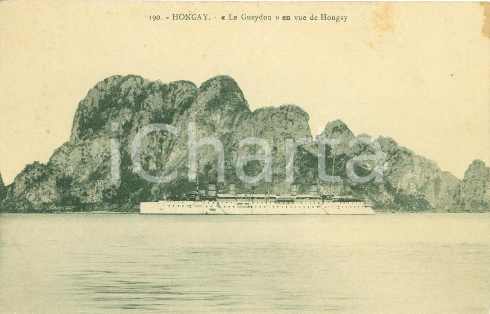 Cartolina originale da collezione 1930 ca HONGAY VIETNAM Piroscafo GUEYDON in vista del porto Cartolina FP NV 1