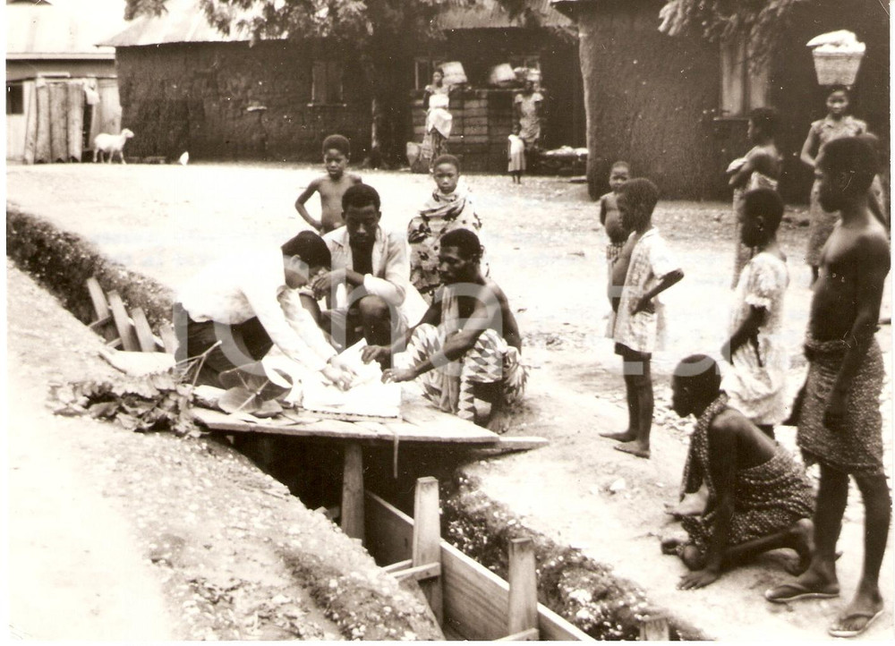 Fotografia d epoca originale 1978 BOTTANOR GHANA Djaja Djendoel SOEJARTO presses herbarium 1