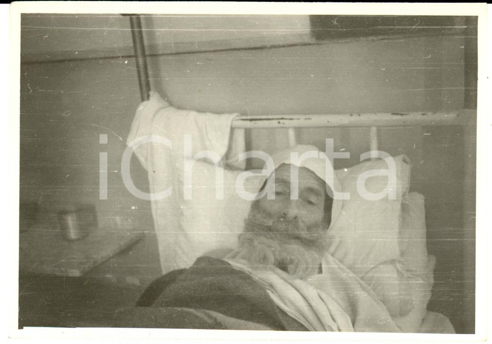 Fotografia d epoca originale 1951 NAPOLI il barone Michele Mimi PASCA DI MAGLIANO in Ospedale dei PELLEGRINI 1