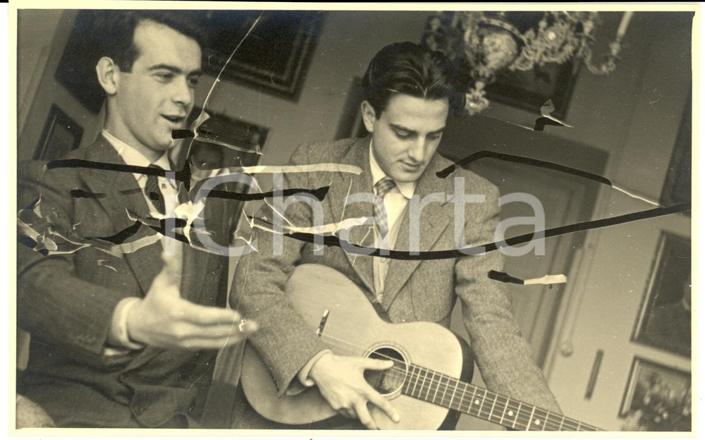 Fotografia d epoca originale 1952 NAPOLI Concerto domestico Nobili CARACCIOLO Renato e Filippo Alberto 1