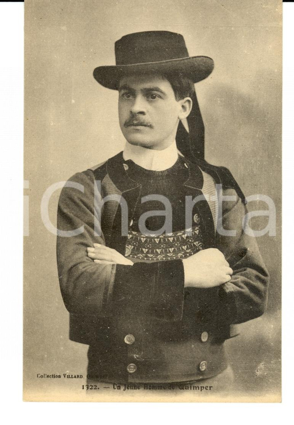 Cartolina originale da collezione 1900 QUIMPER F COSTUMES BRETONS Jeune homme FP NV 1