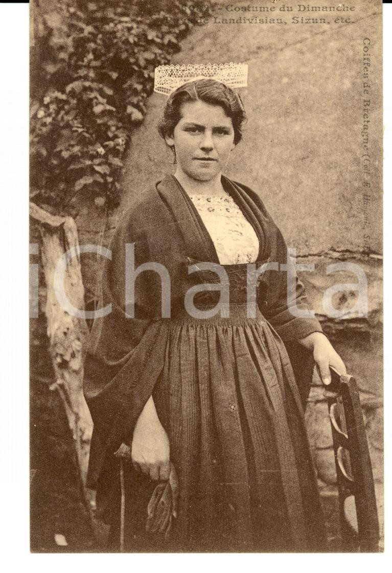 Cartolina originale da collezione 1900 LANDIVISIAU F COSTUMES BRETONS du dimanche FP NV 1