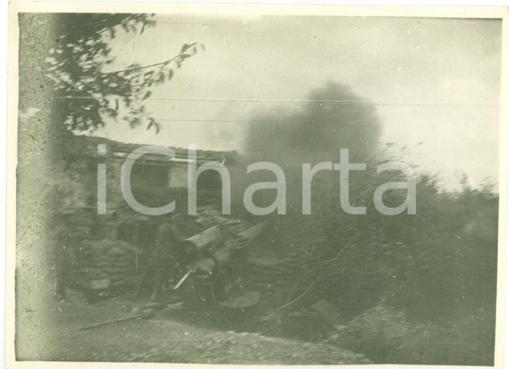 Fotografia d epoca originale 1917 FRONTE DEL PIAVE WWI Batterie di cannoni fanno fuoco Fotografia 1