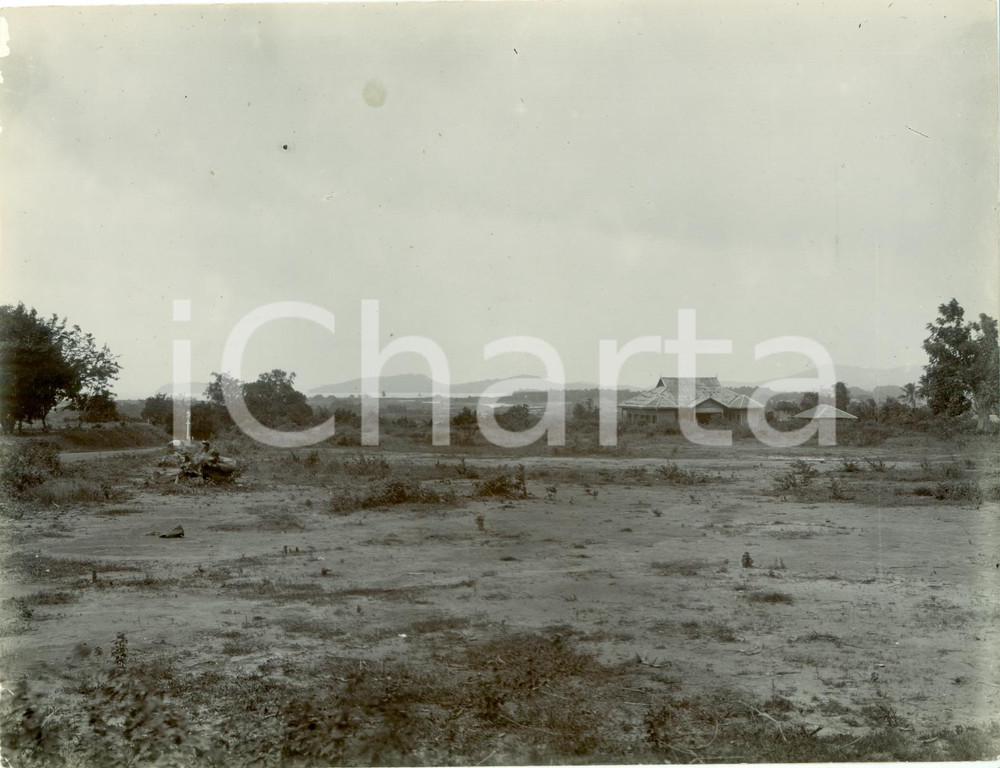 Fotografia d epoca originale 1925 ca BANGKOK THAILANDIA Impresa Guido LAVIZZARI Paesaggio con bungalow 1