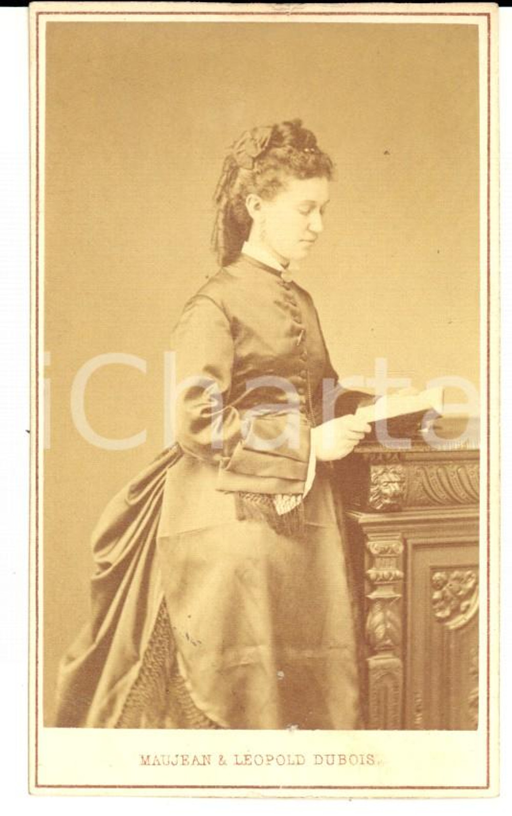 Fotografia d epoca originale 1870 ca PARIS Ritratto di donna in lettura Foto MAUJEAN & LÃ©opold DUBOIS 1