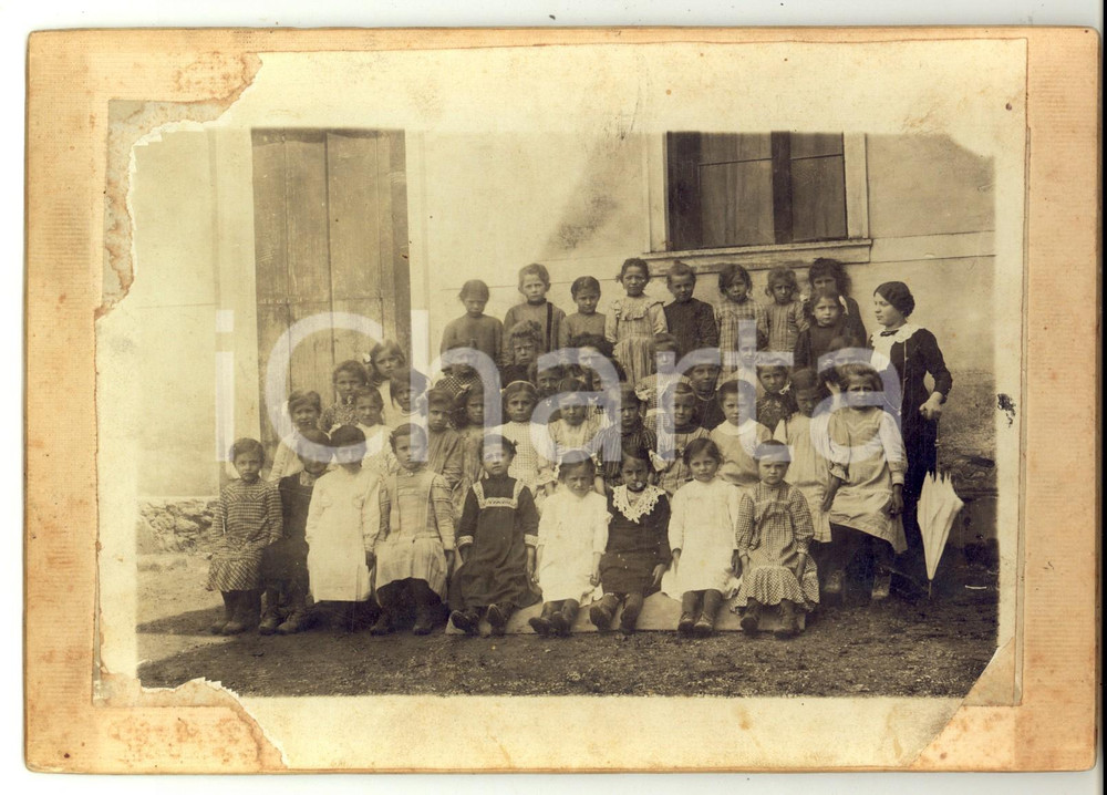 Fotografia d epoca originale 1920 ca CALVENE VI Bambine di una classe elementare  Foto Giovanni CAPPOZZO 1