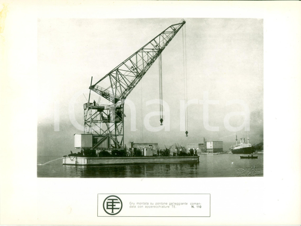 Materiale pubblicitario d’epoca 1960 MILANO Telemeccanica Elettrica Gru al porto di TRIESTE Scheda fotografica 1