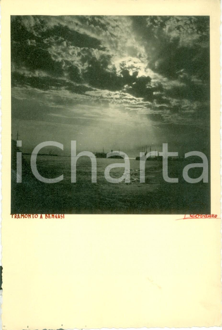 Fotografia d epoca originale 1930 ca BENGASI LIBIA Incrociatori in inavigazione al tramonto Foto artistica 1