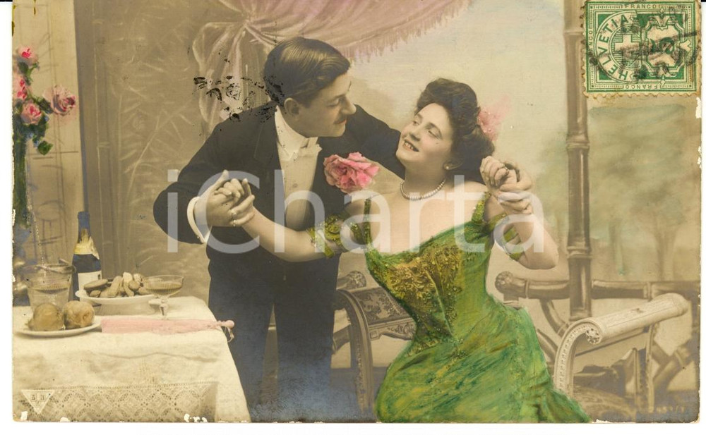 Cartolina originale da collezione 1900 ca DONNE E VINO Scena galante Vintage postcard FP VG 1