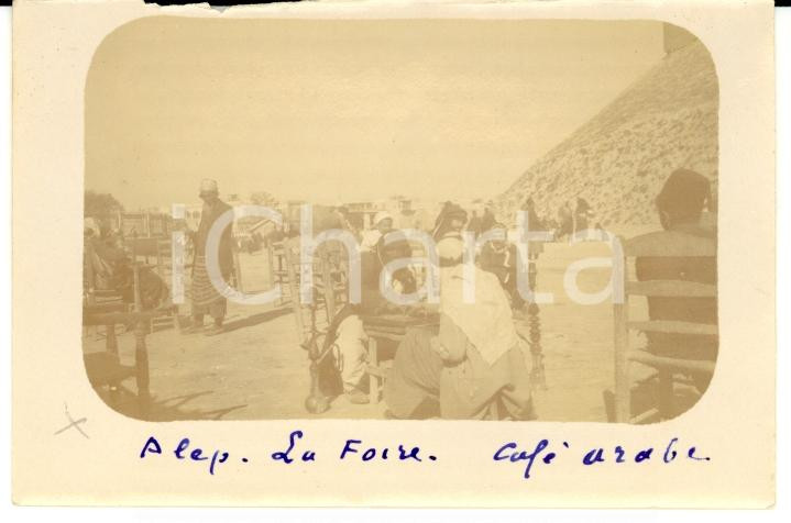 Fotografia d epoca originale 1920 ALEPPO Siria Beduini che fumano il narghilÃ¨ al caffÃ¨ araboFoto 9x6 1