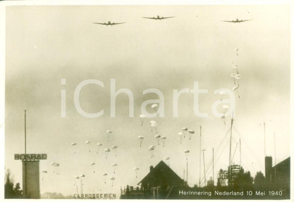 Cartolina originale da collezione 1940 ROTTERDAM NL WW2 Paracadutisti tedeschi si lanciano sulla città Cartolina 1