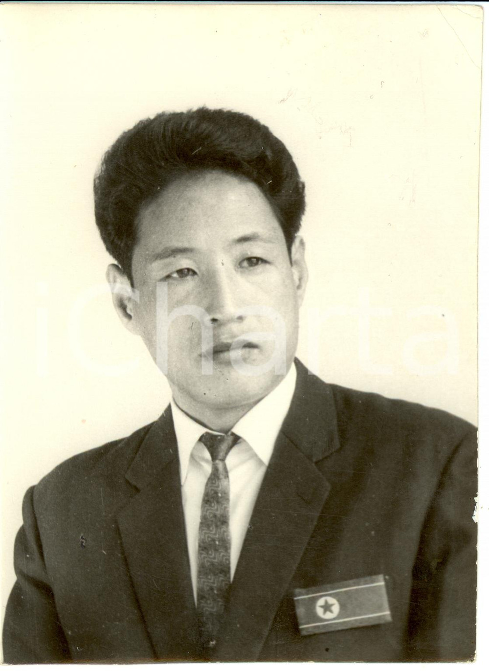 Fotografia d epoca originale 1968 COREA DEL NORD Nazionale calcio Ritratto Sin YUNG KYOO terzino FOTO 1 1