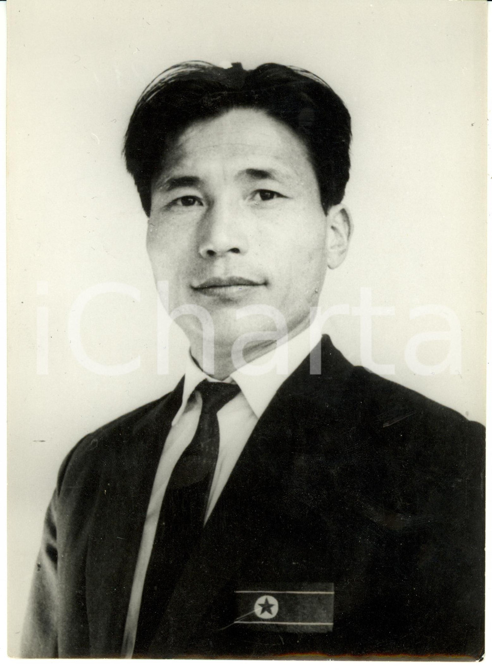 Fotografia d epoca originale 1968 COREA DEL NORD Nazionale calcio Ritratto Kim BONG HWAN attaccante FOTO 1
