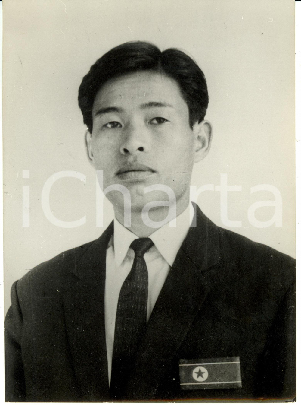 Fotografia d epoca originale 1968 COREA DEL NORD Nazionale calcio Ritratto Ri CHI terzino e mediano FOTO 1