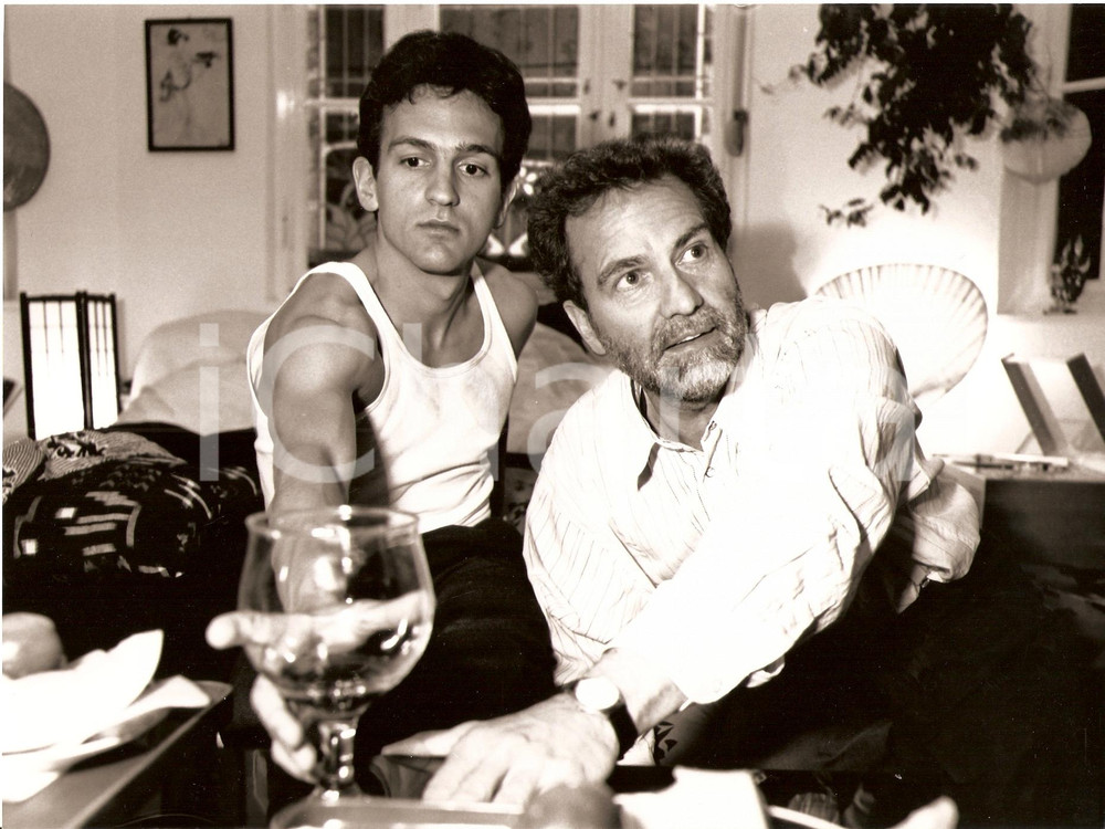 Fotografia d epoca originale 1992 DIE ZWEITE HEIMAT Edgar REITZ ON THE SET with Henry ARNOLD Foto di scena 1