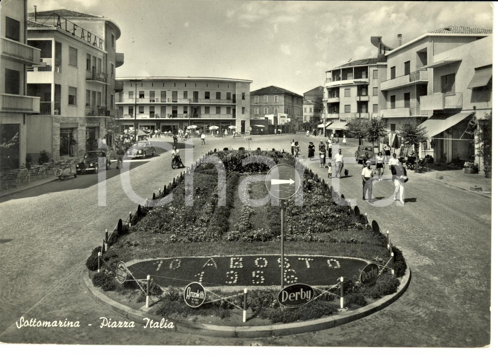 Cartolina originale da collezione 1956 SOTTOMARINA di CHIOGGIA VE Veduta di PIAZZA ITALIA Cartolina FG VG 1