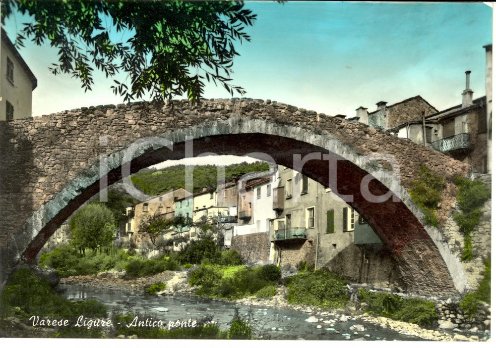 Cartolina originale da collezione 1965 VARESE LIGURE SP Veduta con antico ponte Cartolina FG VG 1