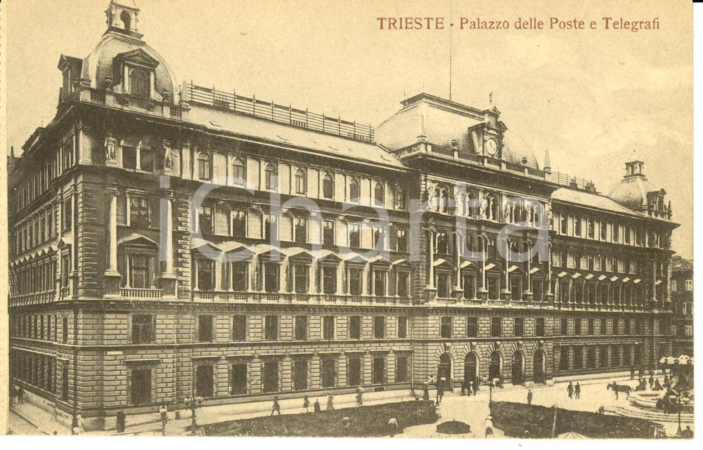 Cartolina originale da collezione 1920 ca TRIESTE Veduta del palazzo delle Poste e Telegrafi Cartolina FP NV 1