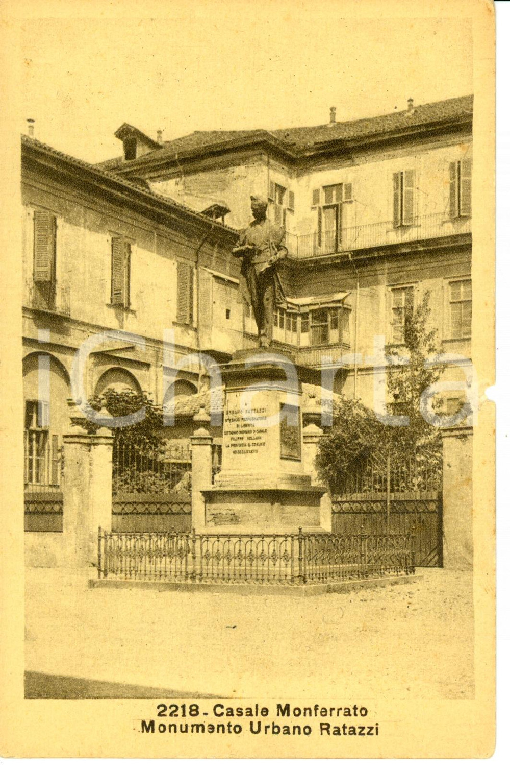 Cartolina originale da collezione 1930 ca CASALE MONFERRATO AL Monumento ad URBANO RATTAZZI Cartolina FP NV 1