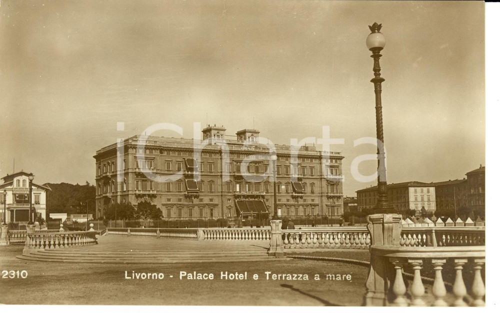 Cartolina originale da collezione 1940 ca LIVORNO Veduta PALACE HOTEL e terrazza a mare Cartolina FP NV 1
