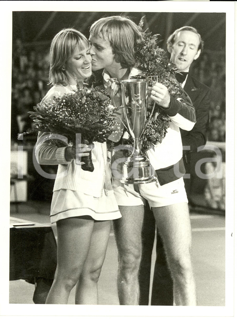 Fotografia d epoca originale 1980 WIMBLEDON UK Tennis John LLOYD Chris EVERTLLOYD win Love Match Photo 1