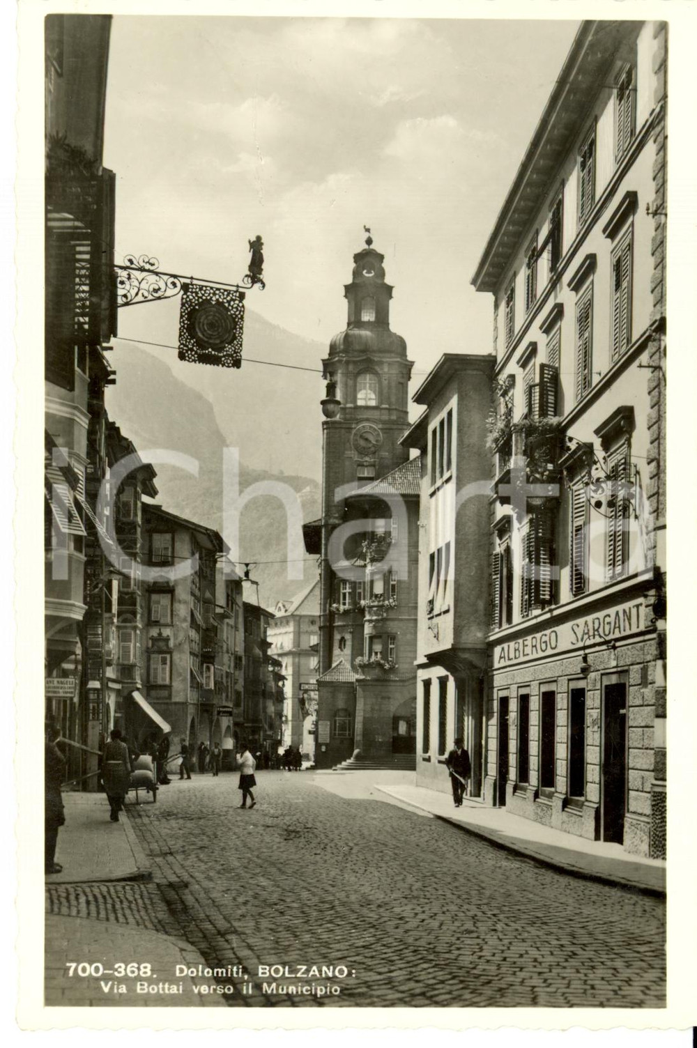 Cartolina originale da collezione 1930 ca BOLZANO Veduta di Via BOTTAI Albergo SARGANT Cartolina FP NV 1