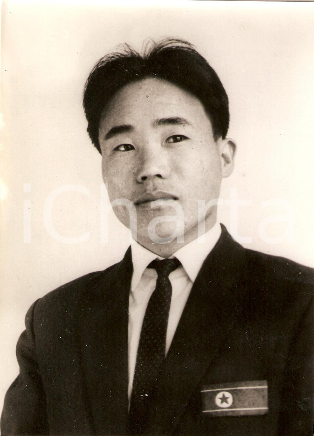 Fotografia d epoca originale 1968 COREA DEL NORD Nazionale calcio Ritratto Bak RI SUB terzino destro FOTO 1