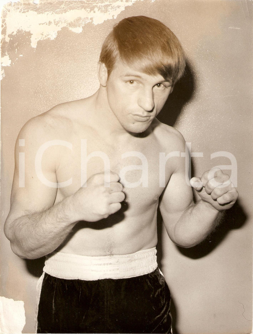 Fotografia d epoca originale 1967 PUGILATO Lawrence Leonard HAFEY Ritratto pugile BOXE Gravemente DANNEGGIATA 1