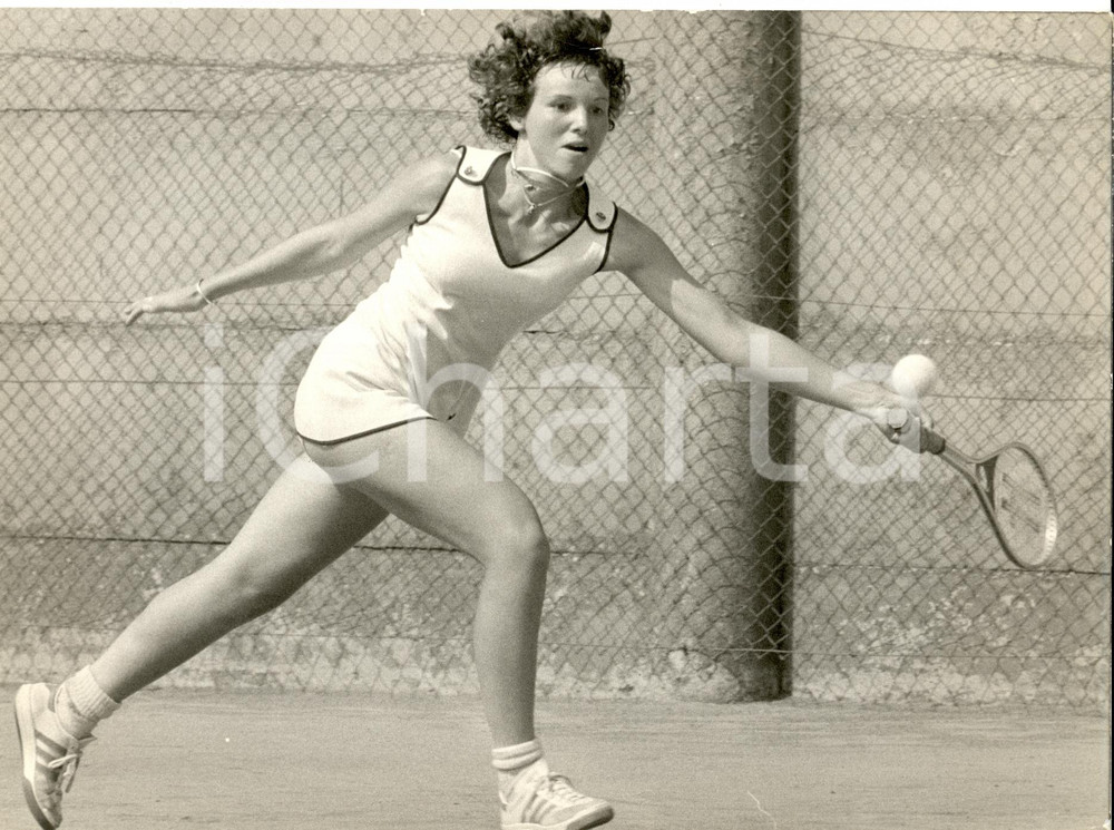 Fotografia d epoca originale 1980 ca FRANCIA TENNIS Petra DEHLEES durante un match Fotografia 1