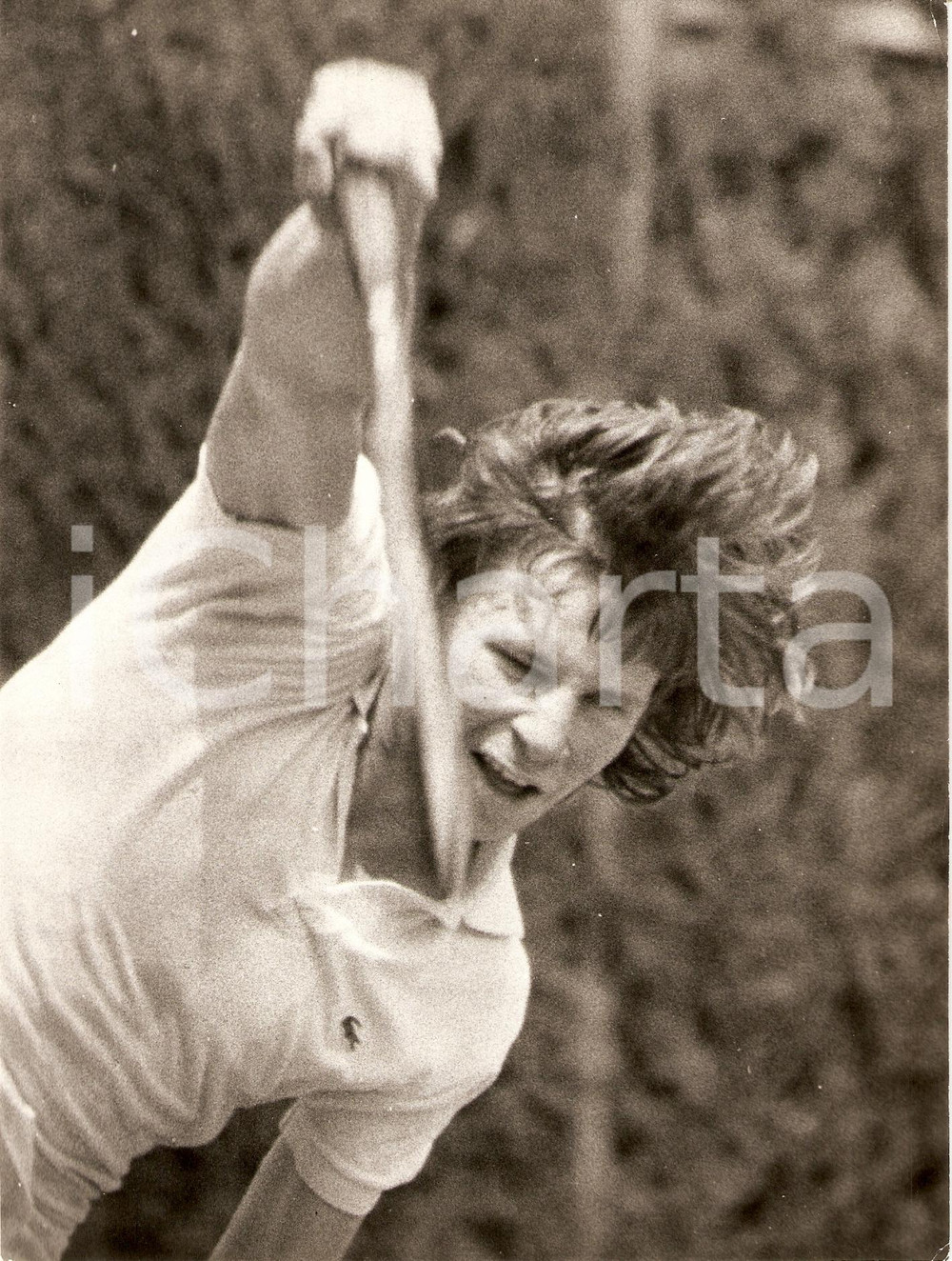 Fotografia d epoca originale 1980 ca FRANCIA TENNIS Thierry TULASNE durante un lancio sponsor LACOSTE Foto 1