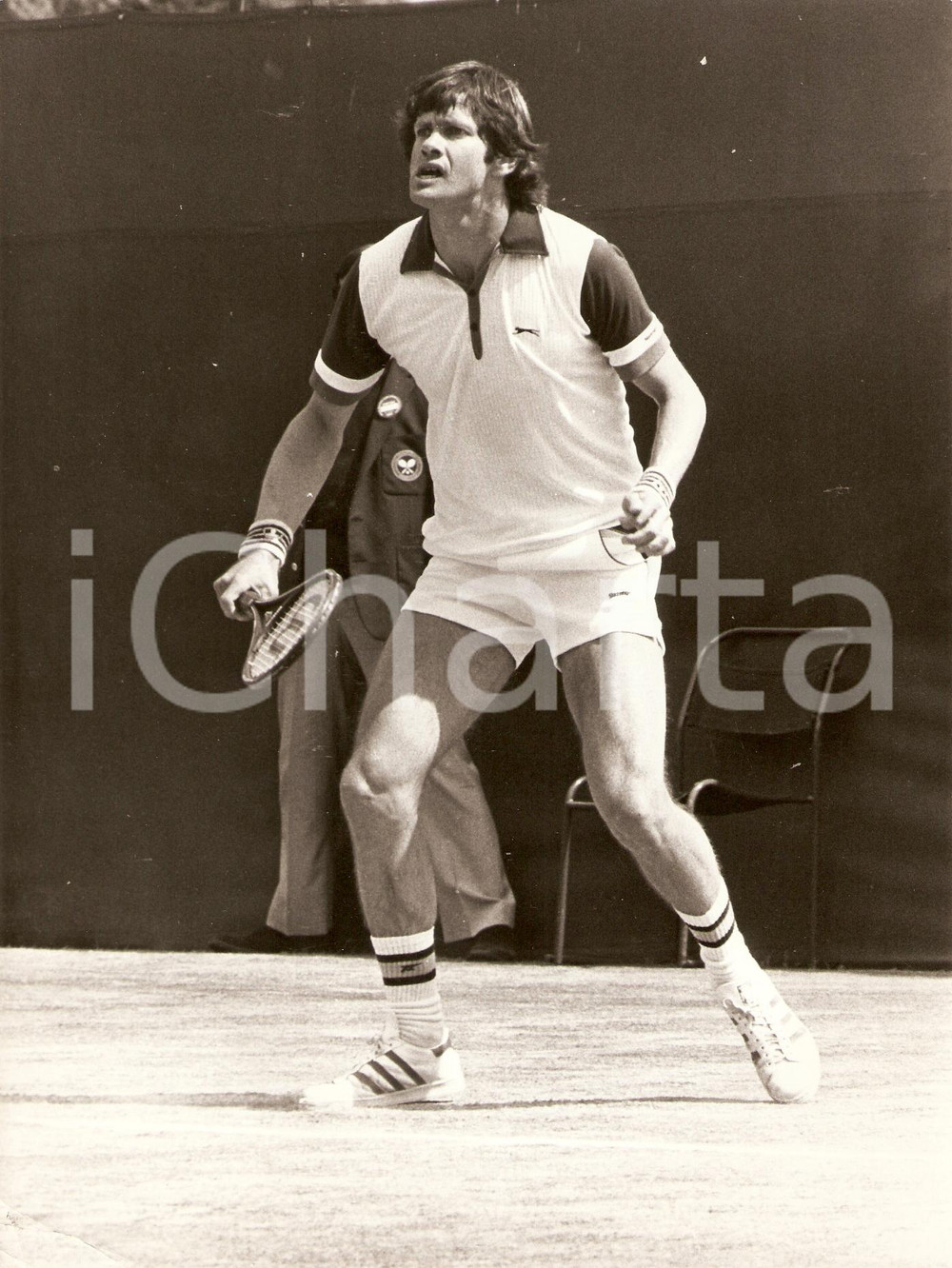 Fotografia d epoca originale 1980 ca TENNIS Russell SIMPSON durante un match Sponsor PUMA Fotografia 1
