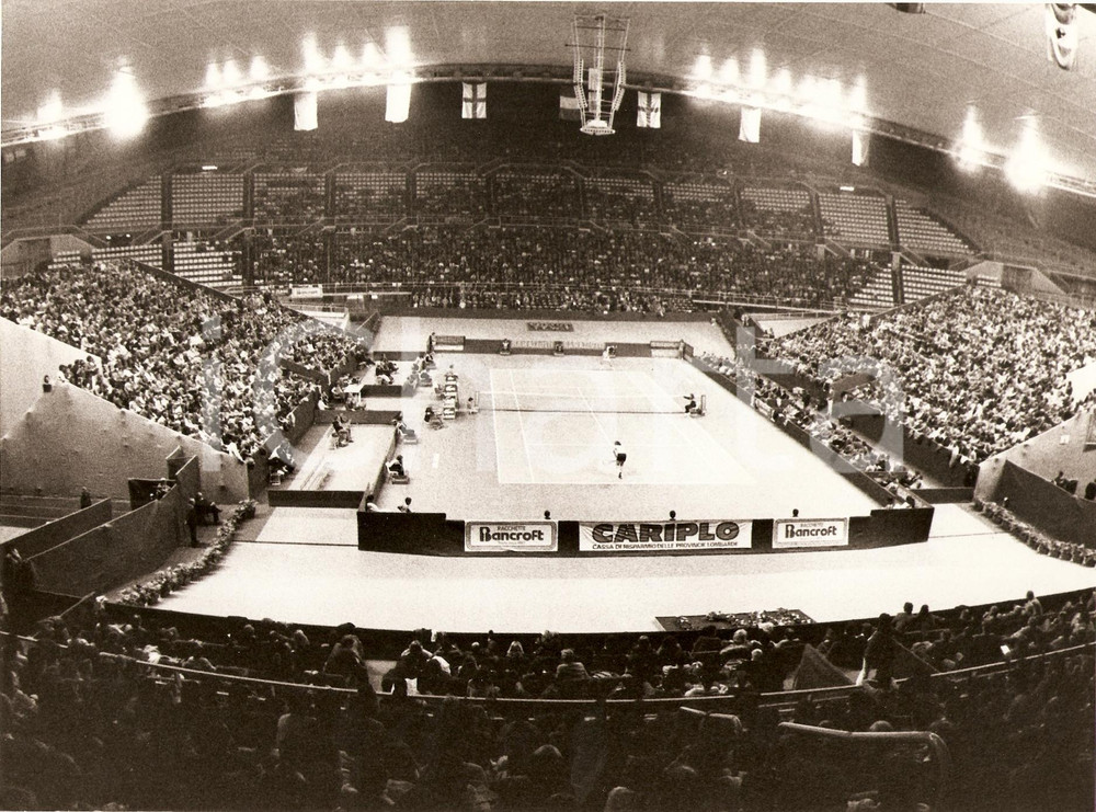 Fotografia d epoca originale 1980 circa MILAN INDOOR Tennis PALASPORT SAN SIRO Panoramica Foto 1 1