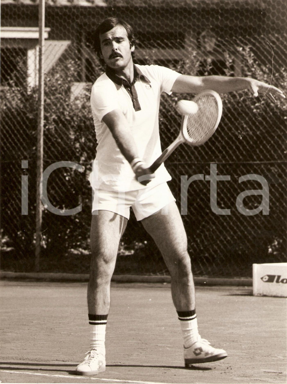 Fotografia d epoca originale 1975 ca ITALIA Tennis Tonino ZUGARELLI durante allenamento Fotografia 1