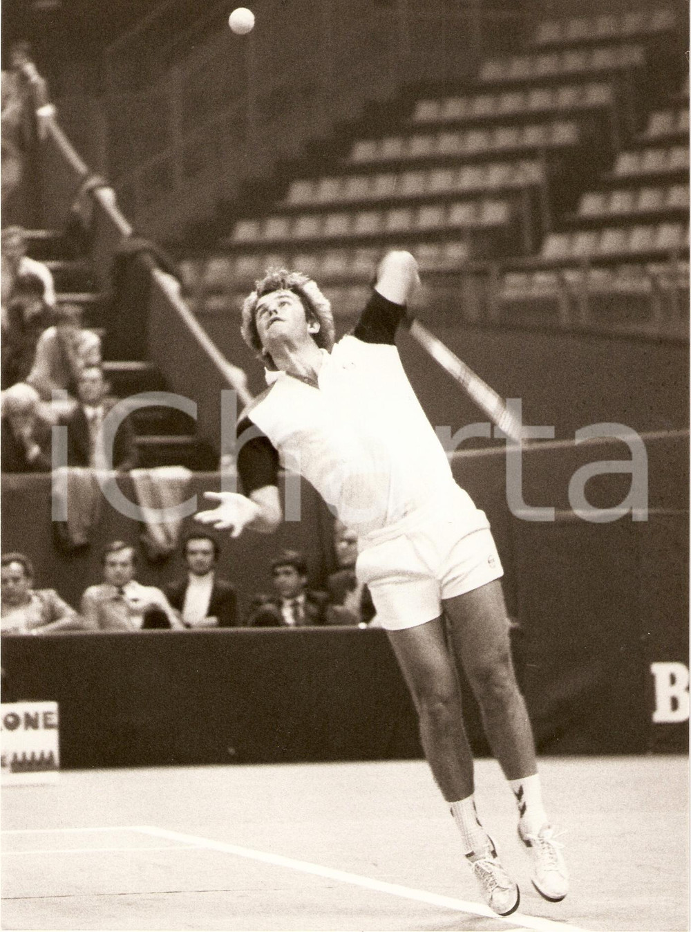 Fotografia d epoca originale 1980 MILANO Tennis BROOKLYN TOURNAMENT Roscoe TANNER durante un servizio Foto 1