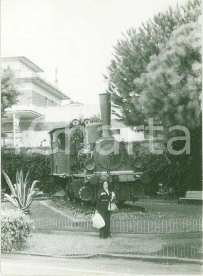 Fotografia d epoca originale 1970 ca LOANO SV Antica locomotiva T3 HENSCHEL & SOHN Fotografia ANIMATA 1