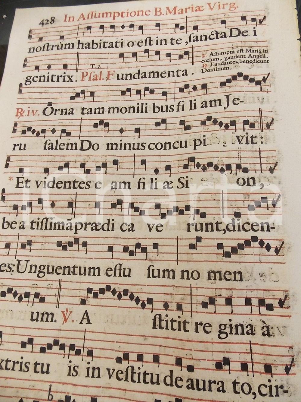 Libro, pubblicazione d epoca 1700 ca ANTIFONARIO ROMANO Pagina canti rosso e nero ASSUNZIONE Vergine MARIA 1