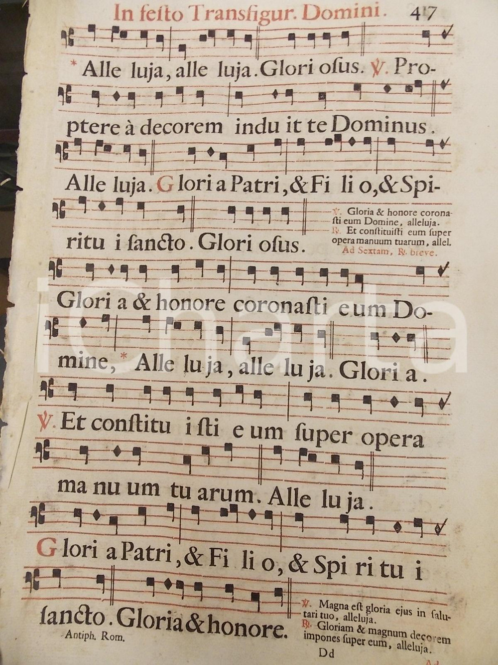Libro, pubblicazione d epoca 1700 ca ANTIFONARIO ROMANO Pagina canti in rosso e in nero per TRASFIGURAZIONE 1