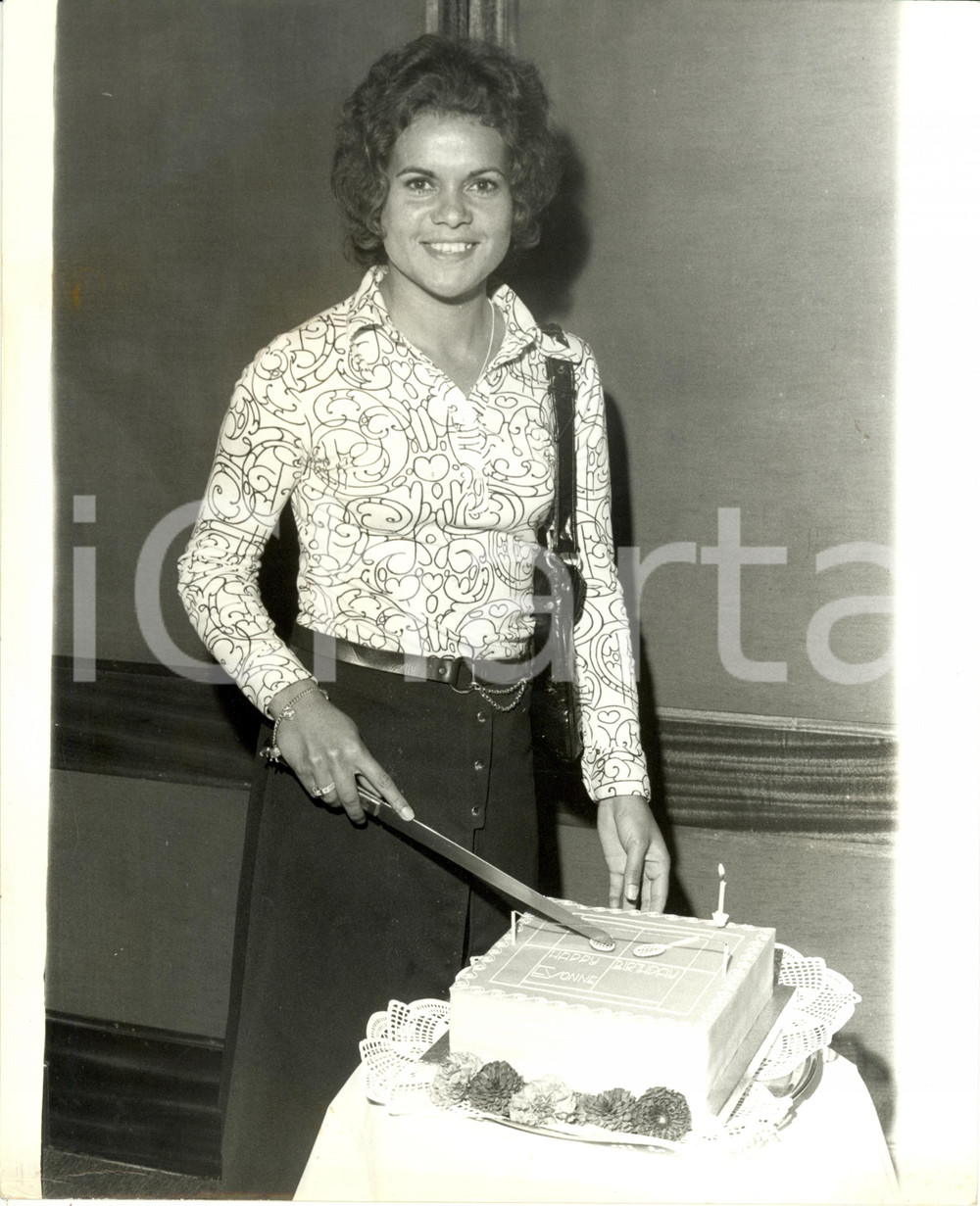 Fotografia d epoca originale 1980 ca LONDRA UK Evonne GOOLAGONG non tradisce mai il TENNIS... Fotografia 1