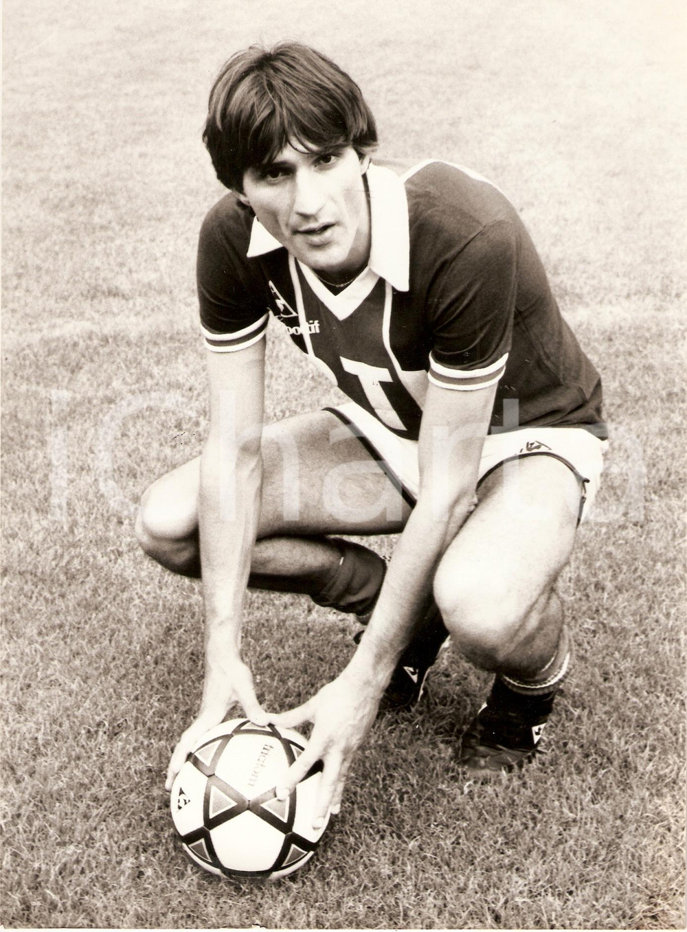 Fotografia d epoca originale 1981 FRANCIA Calcio PARIS SAINTGERMAIN Ivica SURJAK Attaccante Fotografia 1
