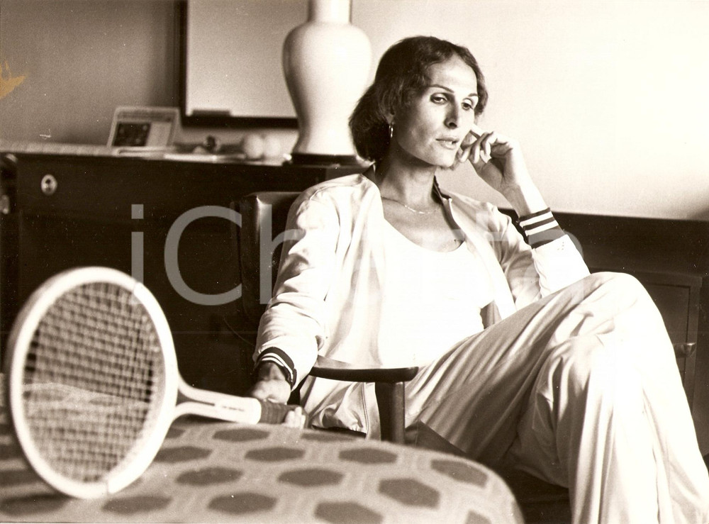 Fotografia d epoca originale 1980 circa TENNIS Intervista a RenÃ©e RICHARDS Ritratto Fotografia 1