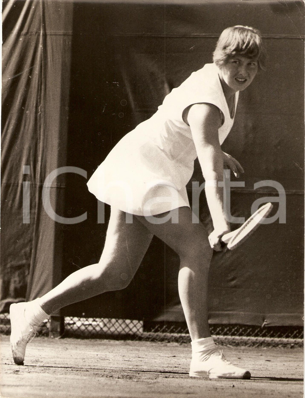 Fotografia d epoca originale 1970 circa TENNIS Servizio di Christine TRUMAN durante una partita Fotografia 1