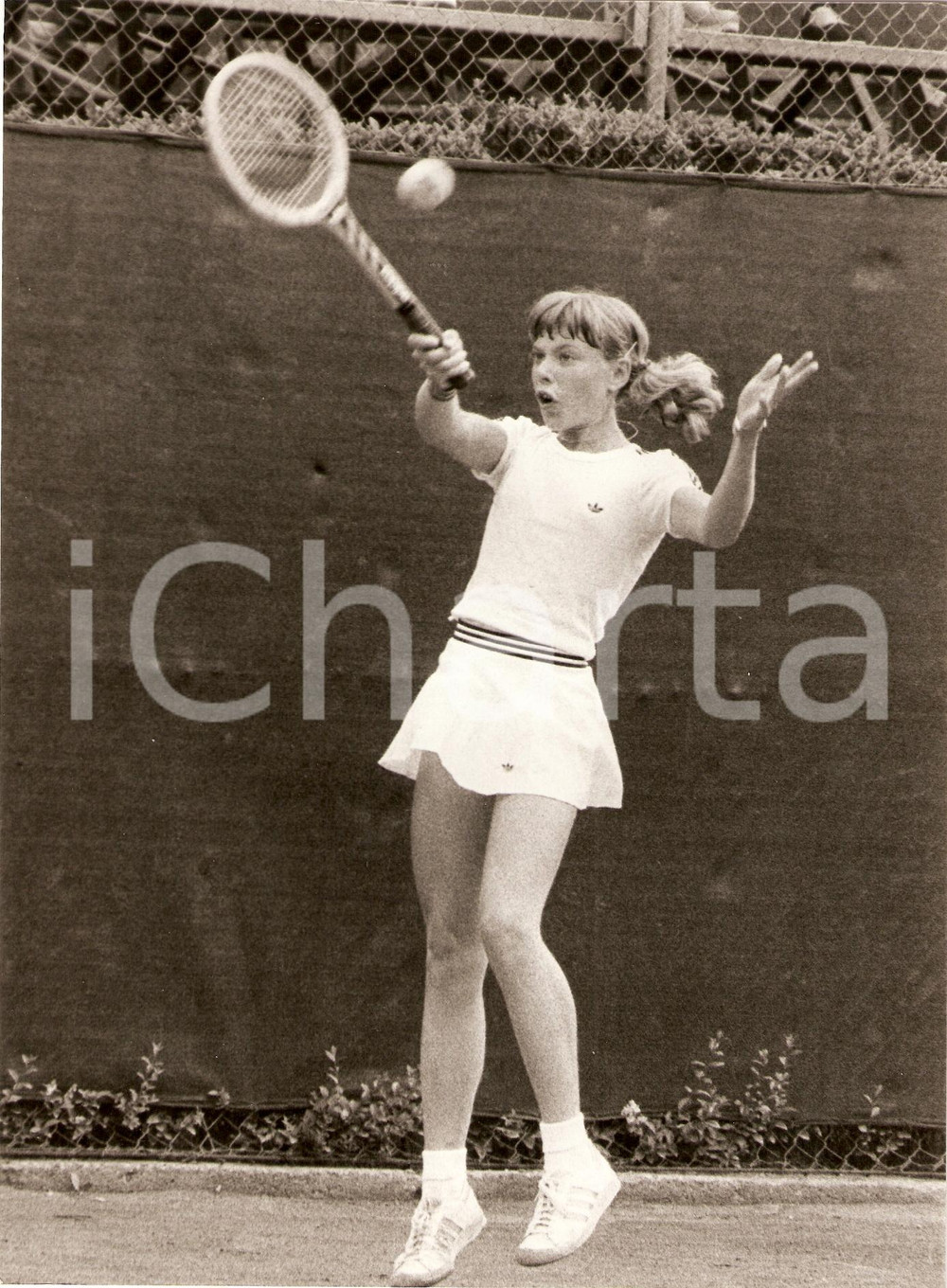 Fotografia d epoca originale 1980 ca SVIZZERA Tennis Lilian DRESCHER KELAIDIS si allena ADIDAS Fotografia 1