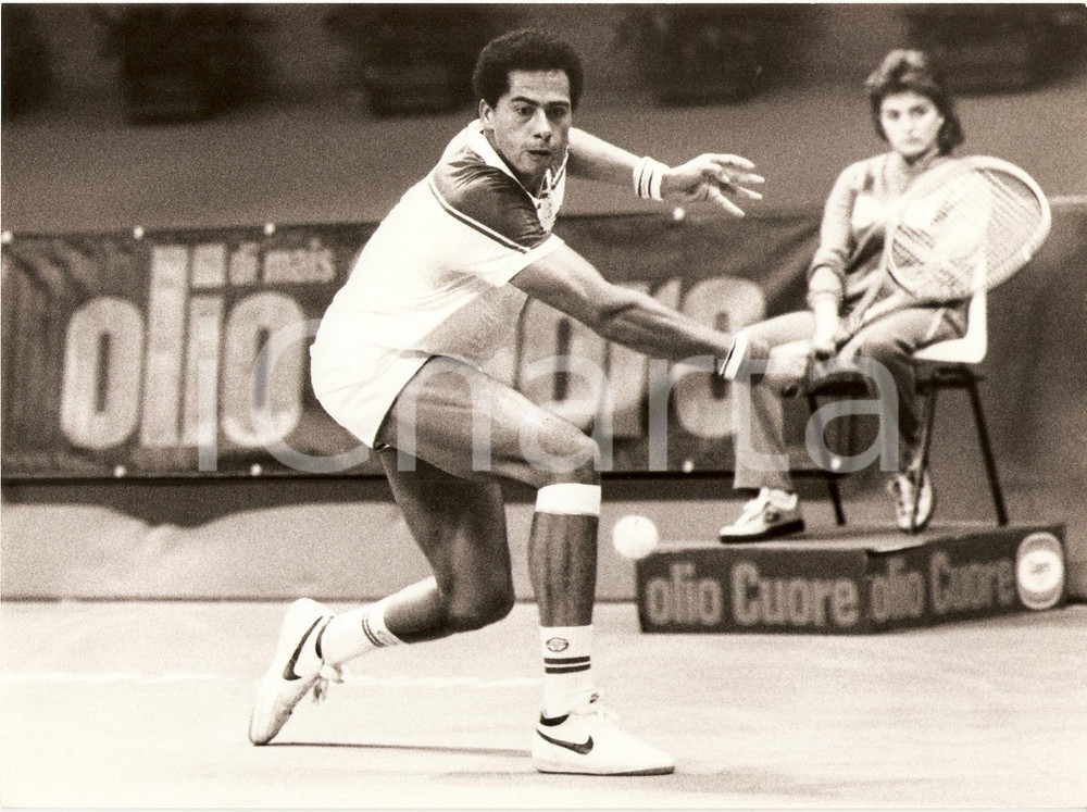 Fotografia d epoca originale 1982 MILANO Cuore Tennis Cup Chip HOOPER durante un match Ritratto Fotografica 1