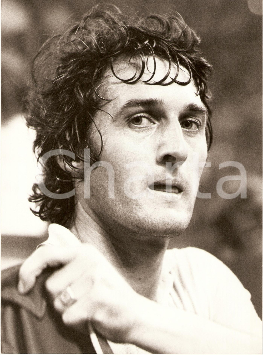 Fotografia d epoca originale 1980 circa SPAGNA Tennis RAMAZZOTTI CUP José HIGUERAS al termine del match Foto 1