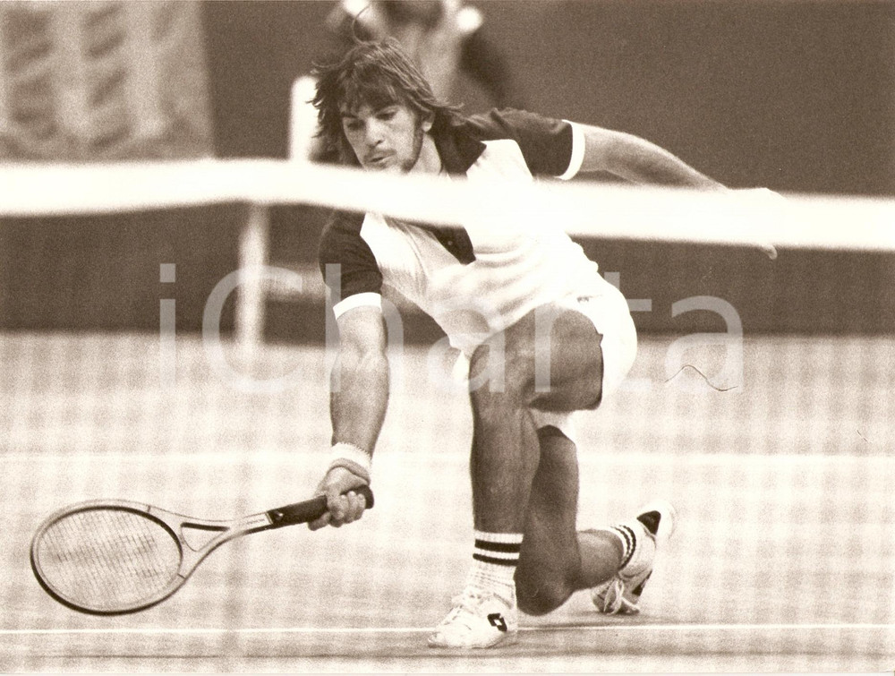 Fotografia d epoca originale 1980 ca SUDAFRICA Tennis Johan KRIEK lancio sotto rete Sponsor LOTTO Fotografia 1