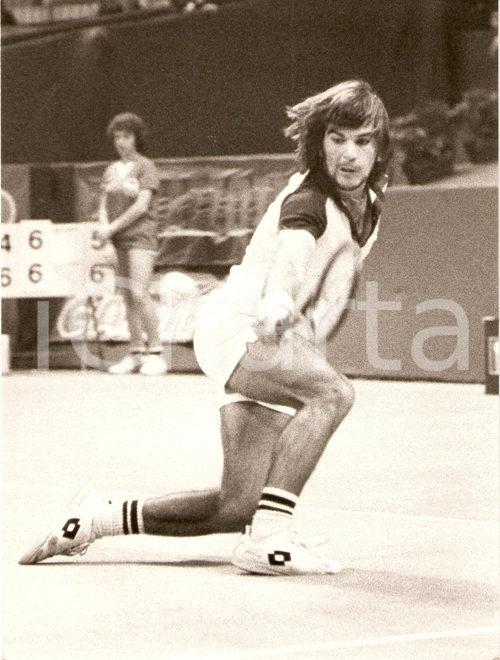 Fotografia d epoca originale 1980 ca SUDAFRICA Tennis Johan KRIEK durante match Sponsor LOTTO Fotografia 1