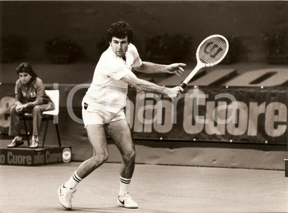 Fotografia d epoca originale 1982 MILANO Cuore Tennis Cup Bill SCANLON durante un match OLIO CUORE Fotografia 1