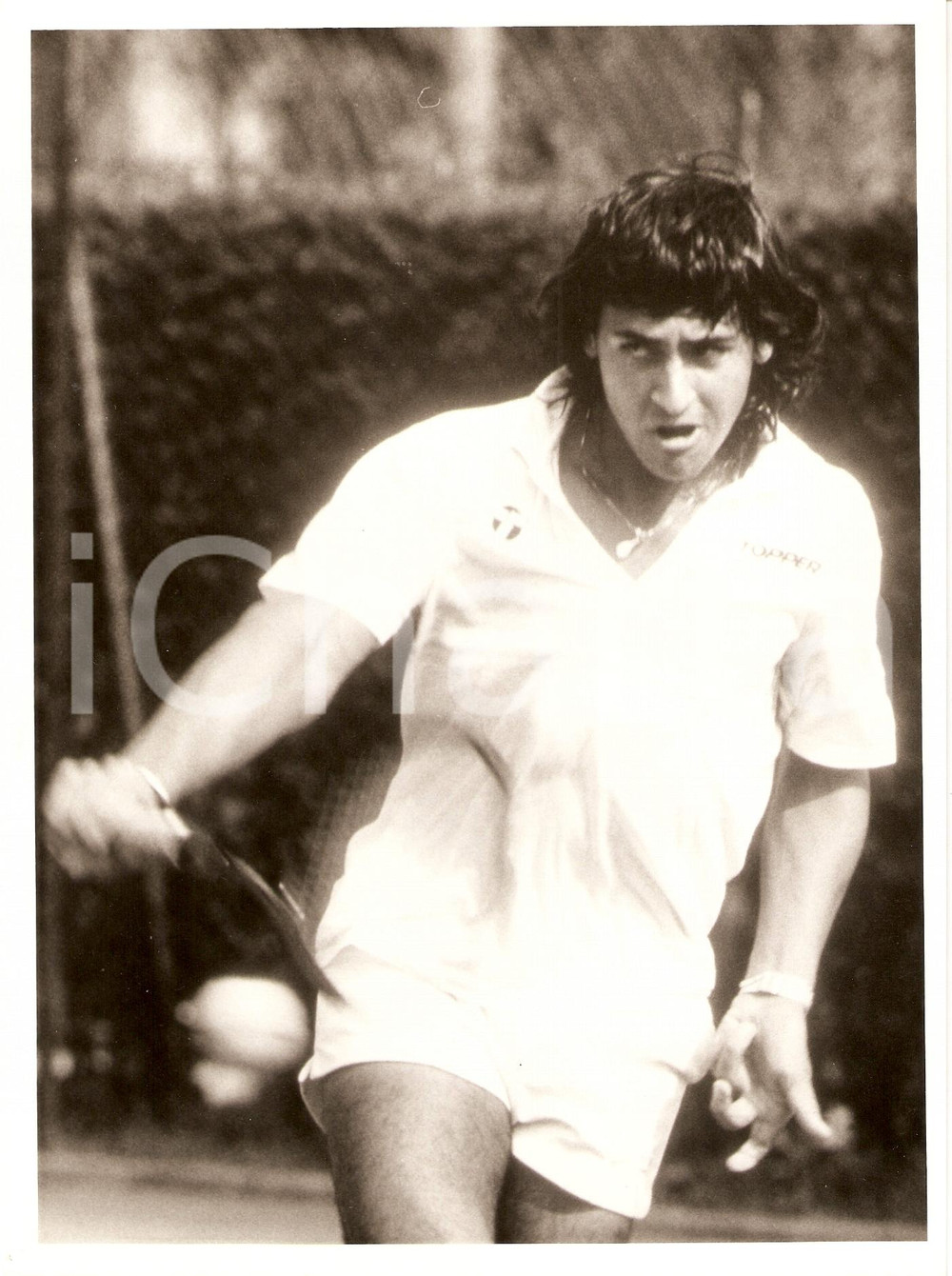 Fotografia d epoca originale 1980 ca ARGENTINA Tennis Alberto MANCINI si allena Sponsor TOPPER Fotografia 1